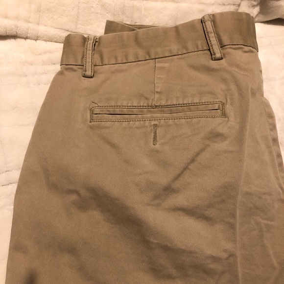 Old Navy Khakis, 34x32 - Picture 3 of 6